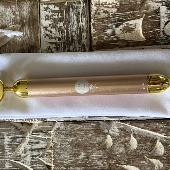 Skin Inc. Sculpt Lift Bar - 24K Gold - Picture 8 of 14